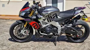 Aprilia Tuono V4 RR (2015 - 17) 