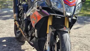 Aprilia Tuono V4 RR (2015 - 17)  (6)