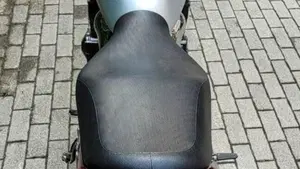 Suzuki GSX 750 (1998 - 03)  (4)