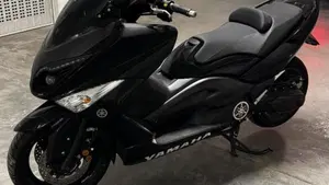 Yamaha T-Max 500 (2008 - 12)  (2)