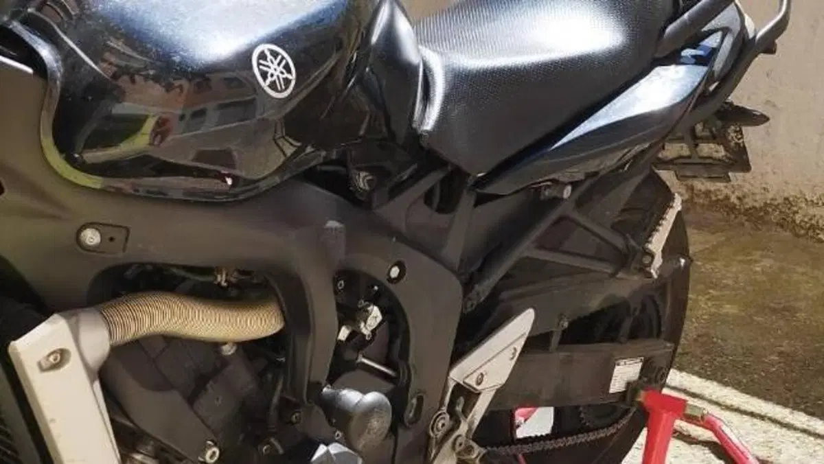 Yamaha FZ6 (2004 - 07)  (4)