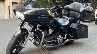 Harley-Davidson 1800 Road Glide Custom (2013) - FLTRXSE usata