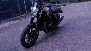 Royal Enfield Interceptor 650 (2021 - 26)  (4)