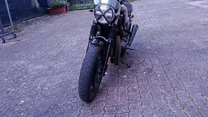 Royal Enfield Interceptor 650 (2021 - 26)  (5)