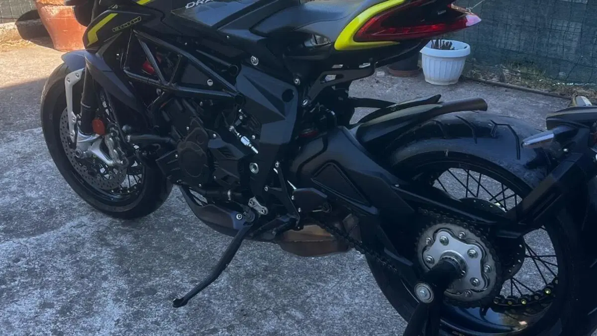 MV Agusta Dragster 800 RR (2018 - 20)  (3)