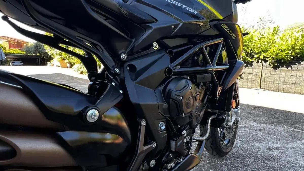MV Agusta Dragster 800 RR (2018 - 20)  (14)