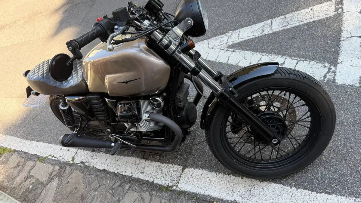 Moto Guzzi V7 Classic (2008 - 12)  (5)