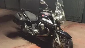 Moto Guzzi Breva 1200  (5)