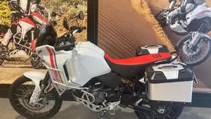 Ducati DesertX (2022 - 25)  (3)