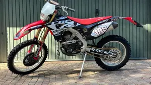 Honda CRF 250R Enduro (2018)  (2)