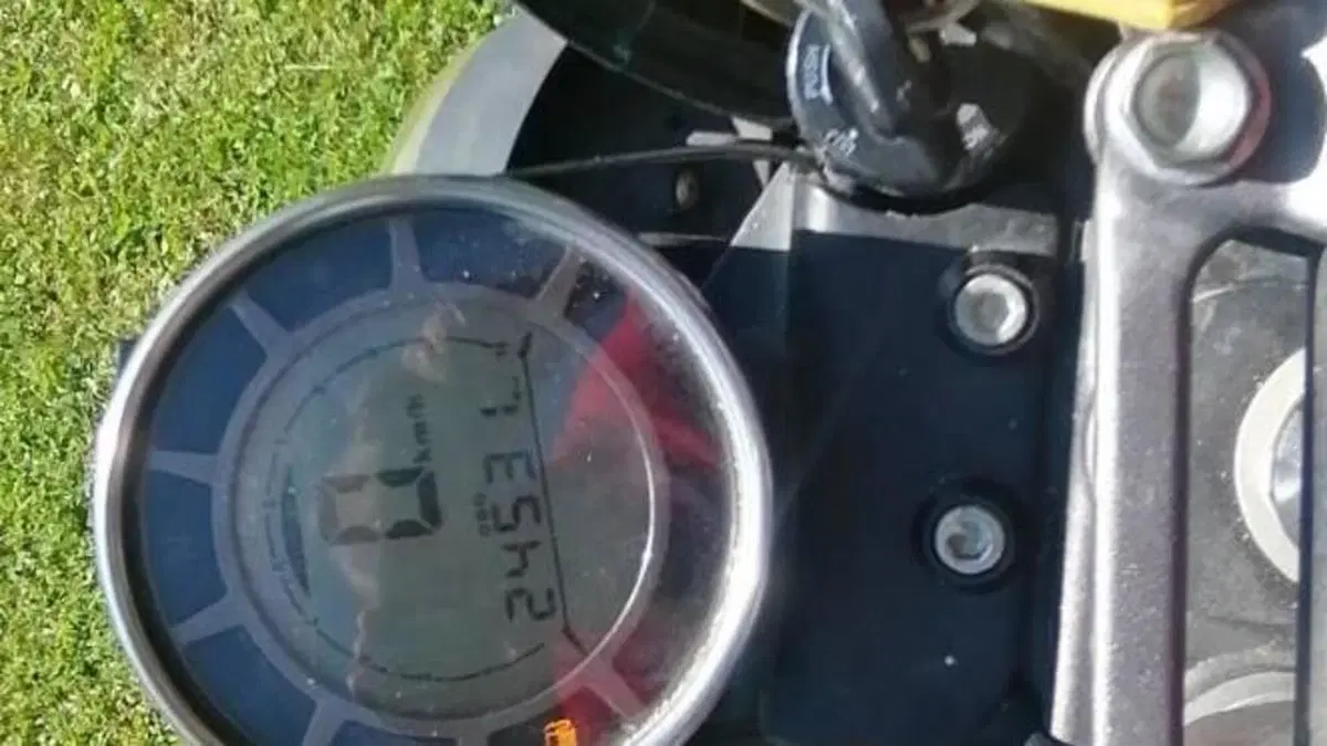Swm Outlaw 125 (2019 - 20)  (10)