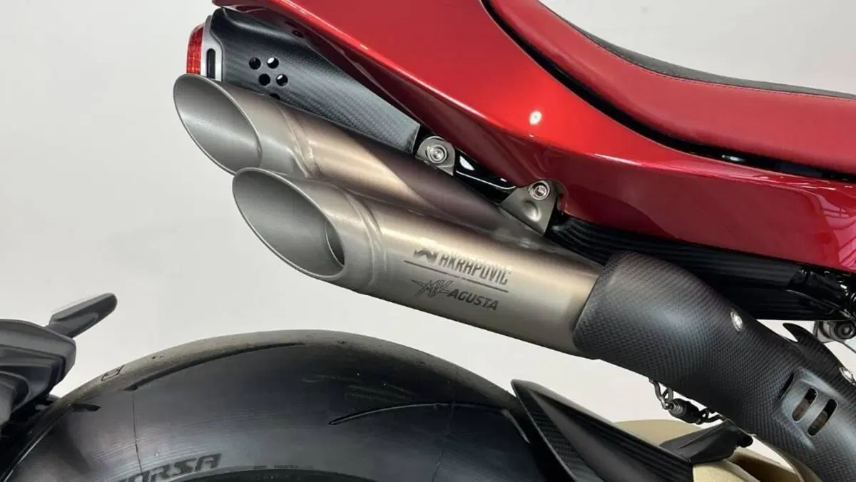 MV Agusta Superveloce 1000 Serie Oro (2024 - 26)  (7)