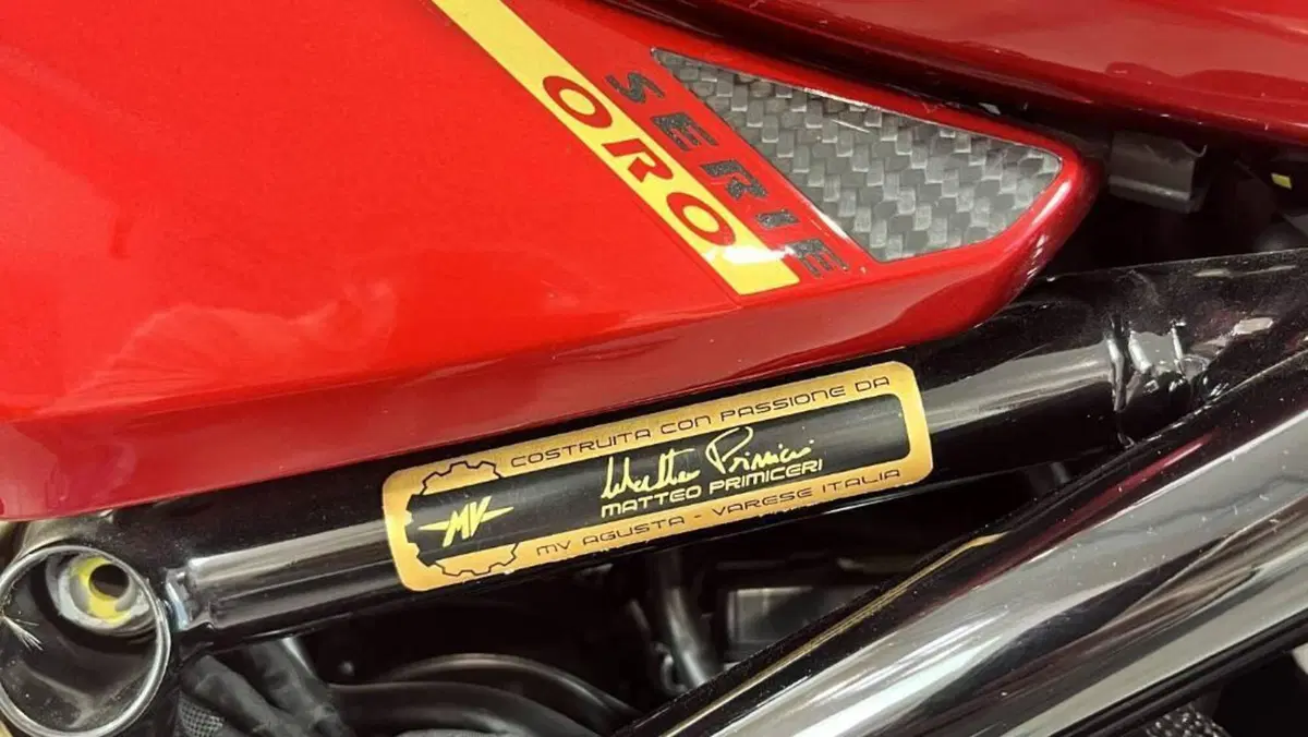 MV Agusta Superveloce 1000 Serie Oro (2024 - 26)  (17)