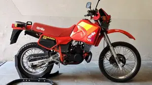 Aprilia   (2)
