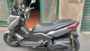 Yamaha X-Max 400 (2013 - 16)  (3)