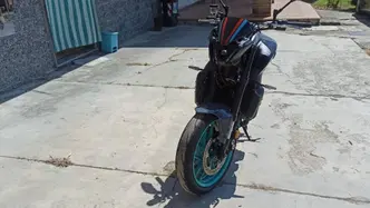 Yamaha MT-09 (2021 - 23) usata
