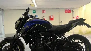 Yamaha MT-07 (2021 - 24)  (2)