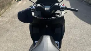 Piaggio MP3 400 ABS Hpe (2021 - 22)  (2)