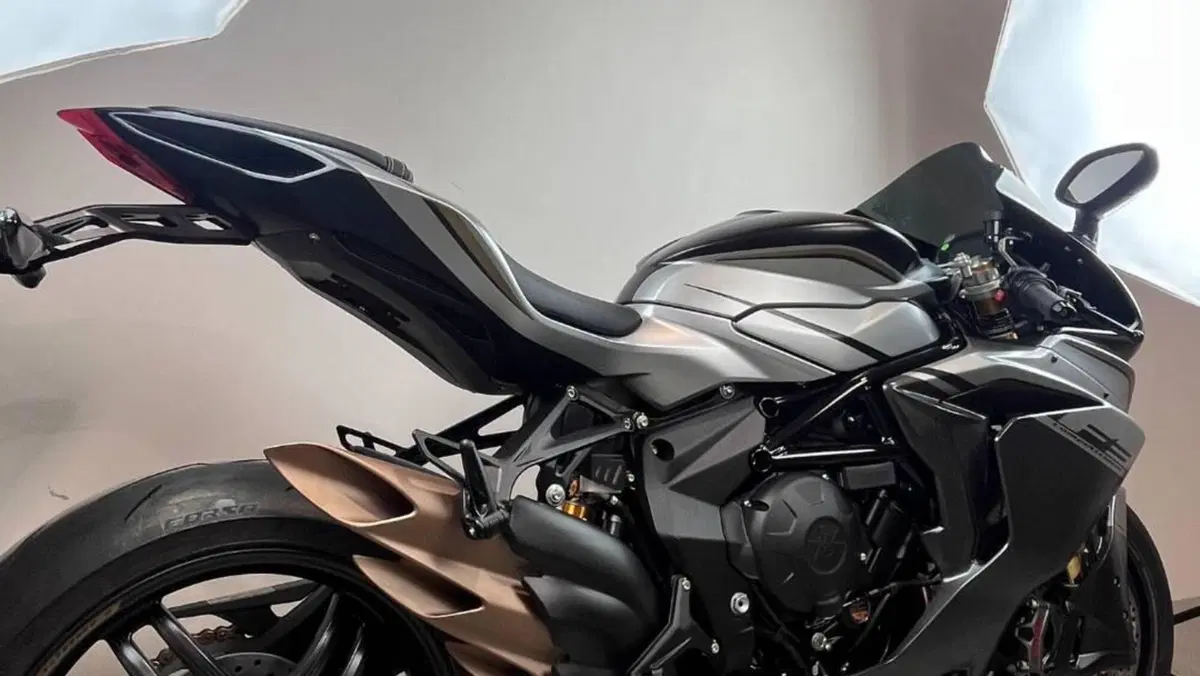 MV Agusta F3 800 Competizione (2025 - 26)  (4)