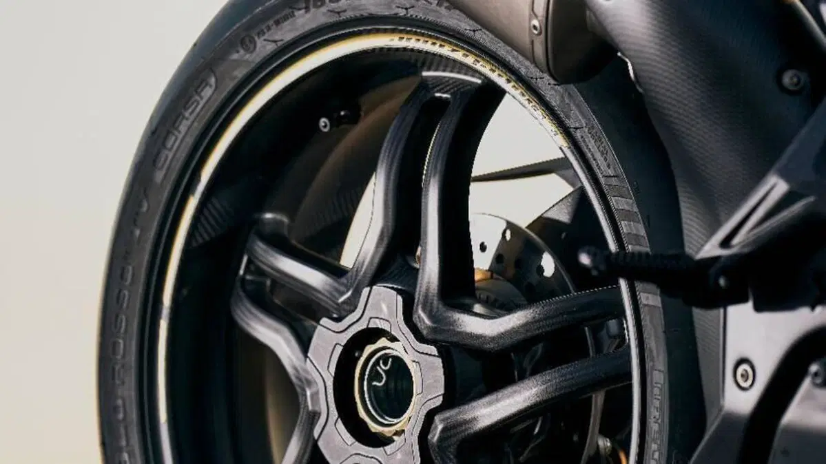 MV Agusta F3 800 Competizione (2025 - 26)  (6)