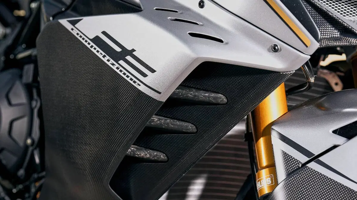 MV Agusta F3 800 Competizione (2025 - 26)  (8)