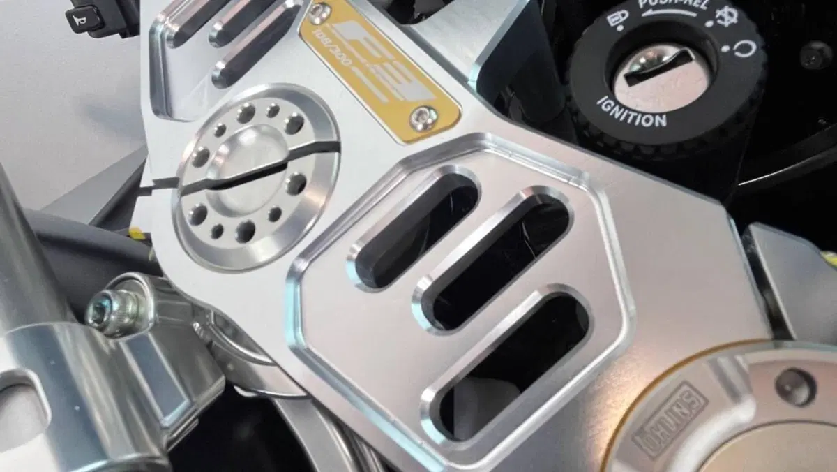 MV Agusta F3 800 Competizione (2025 - 26)  (13)