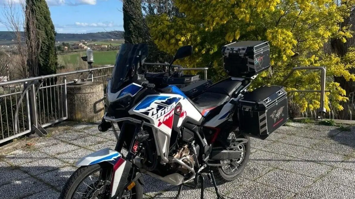 Honda Africa Twin CRF 1100L ES (2024 - 26) 