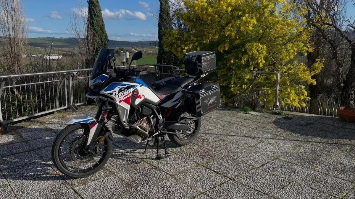 Honda Africa Twin CRF 1100L ES (2024 - 26)  (3)