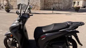 Honda SH 350 Sport (2021 - 24)  (5)