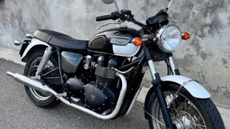 Triumph Bonneville T100 (2001 - 07) usata
