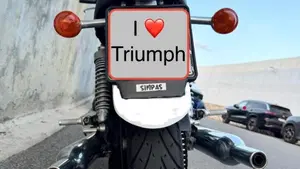 Triumph Bonneville T100 (2001 - 07)  (6)