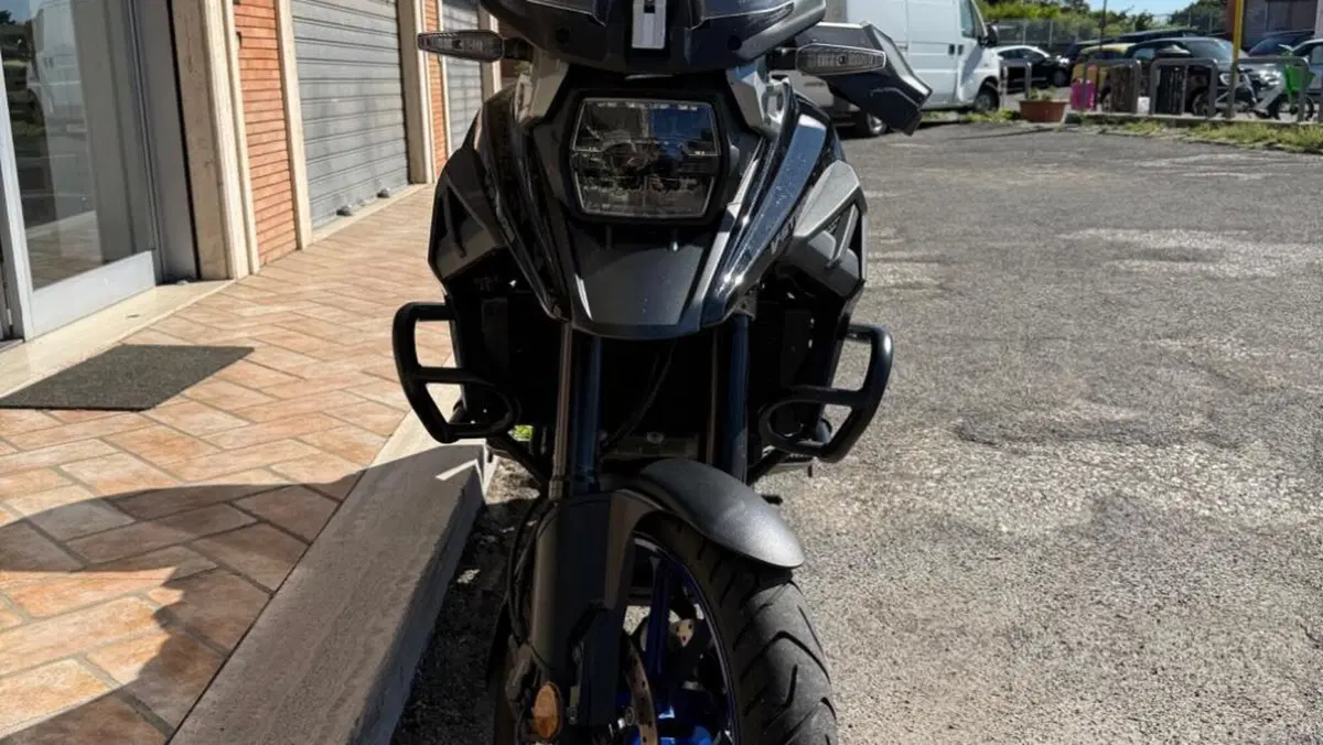 Suzuki V-Strom 1050SE (2025 - 26)  (3)