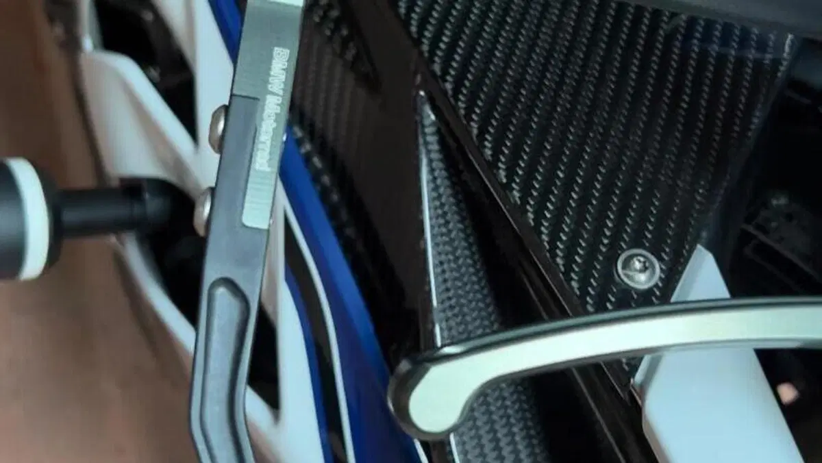 Bmw HP4 (2013 - 14)  (10)