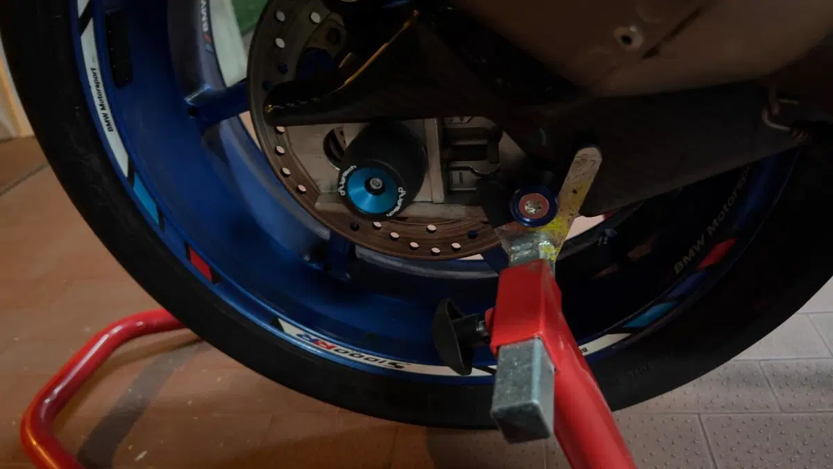 Bmw HP4 (2013 - 14)  (14)