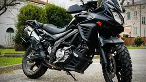 Suzuki V-Strom 650 ABS (2011 - 17)  (2)