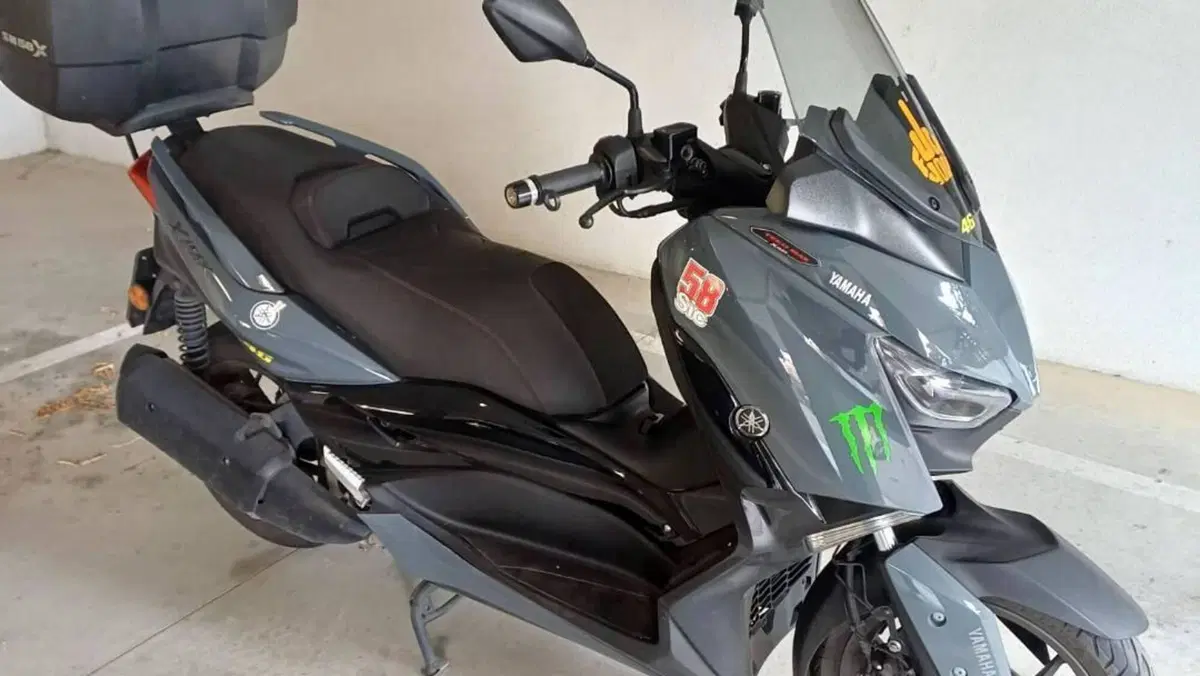 Yamaha X-Max 300 Tech Max (2021 - 24)  (3)