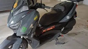 Yamaha X-Max 300 Tech Max (2021 - 24)  (4)