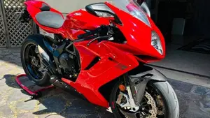 MV Agusta F3 800 Rosso (2021 - 23) 