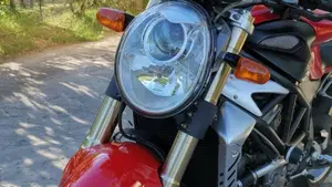 MV Agusta Brutale 910 S (2005 - 11)  (2)