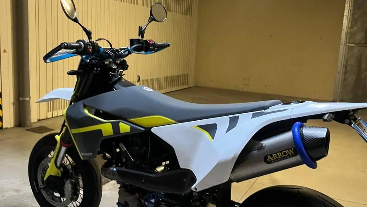 Husqvarna 701 Supermoto (2023 - 25)  (15)