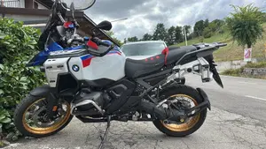 Bmw R 1300 GS Adventure Trophy (2025 - 26)  (4)