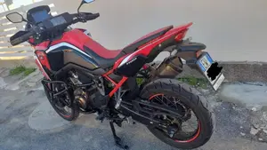 Honda Africa Twin CRF 1100L DCT (2020 - 21)  (7)