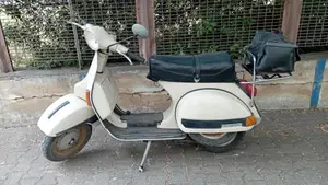 Piaggio Vespa 150 PX (1980 - 00) 