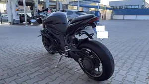 Triumph Speed Triple 1050 R (2011 - 13)  (6)
