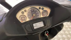 Yamaha XC 300 Versity  (2)