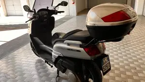 Yamaha XC 300 Versity  (4)