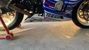 Yamaha YZF R6 (2001 - 02)  (4)
