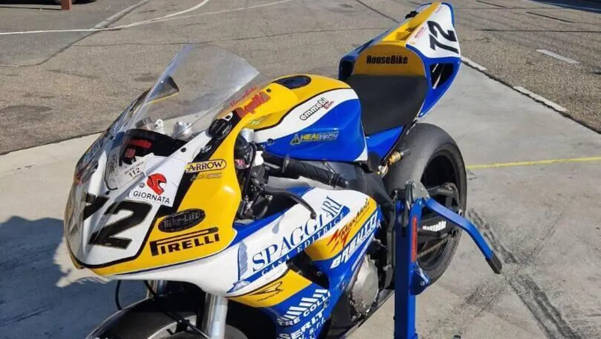 Honda CBR 1000 RR Fireblade (2004 - 05)  (11)