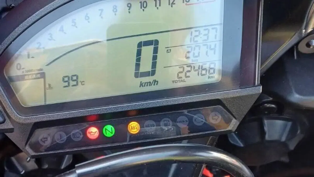 Honda CBR 1000 RR Fireblade SP (2014 - 16)  (5)