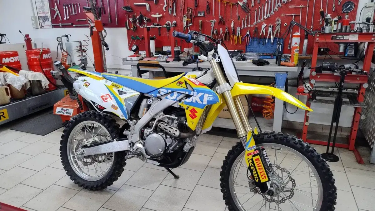 Suzuki RM-X 450 E (2010 - 17)  (4)